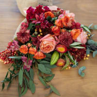 Fun Size Burlap Wrapped Bouquet view 5