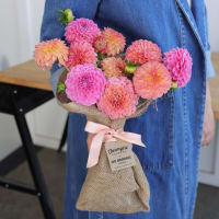 Market Box Dahlias - Soft Palette view 3