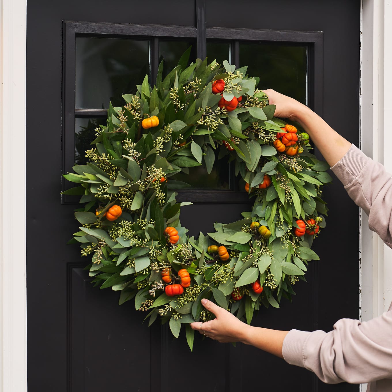 Room and Gourd Wreath view 3 of 5
