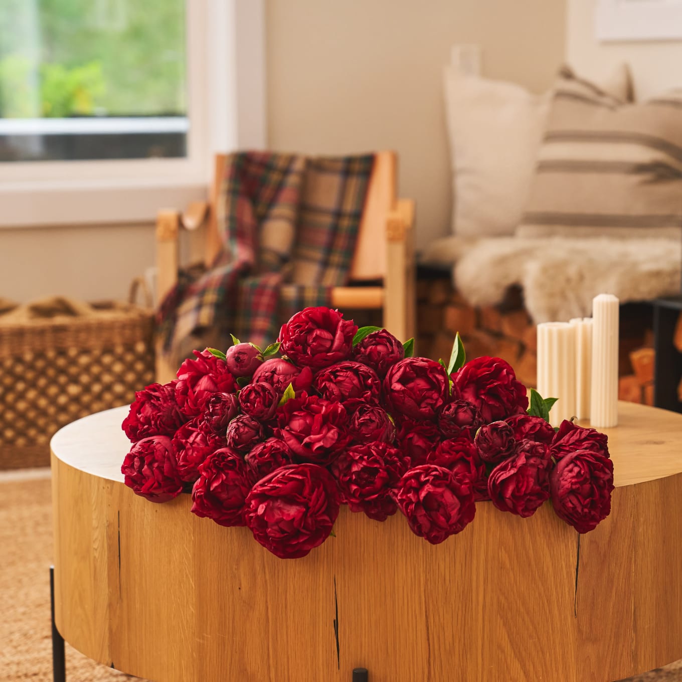 Red-Handed: 30 Peonies view 1 of 10