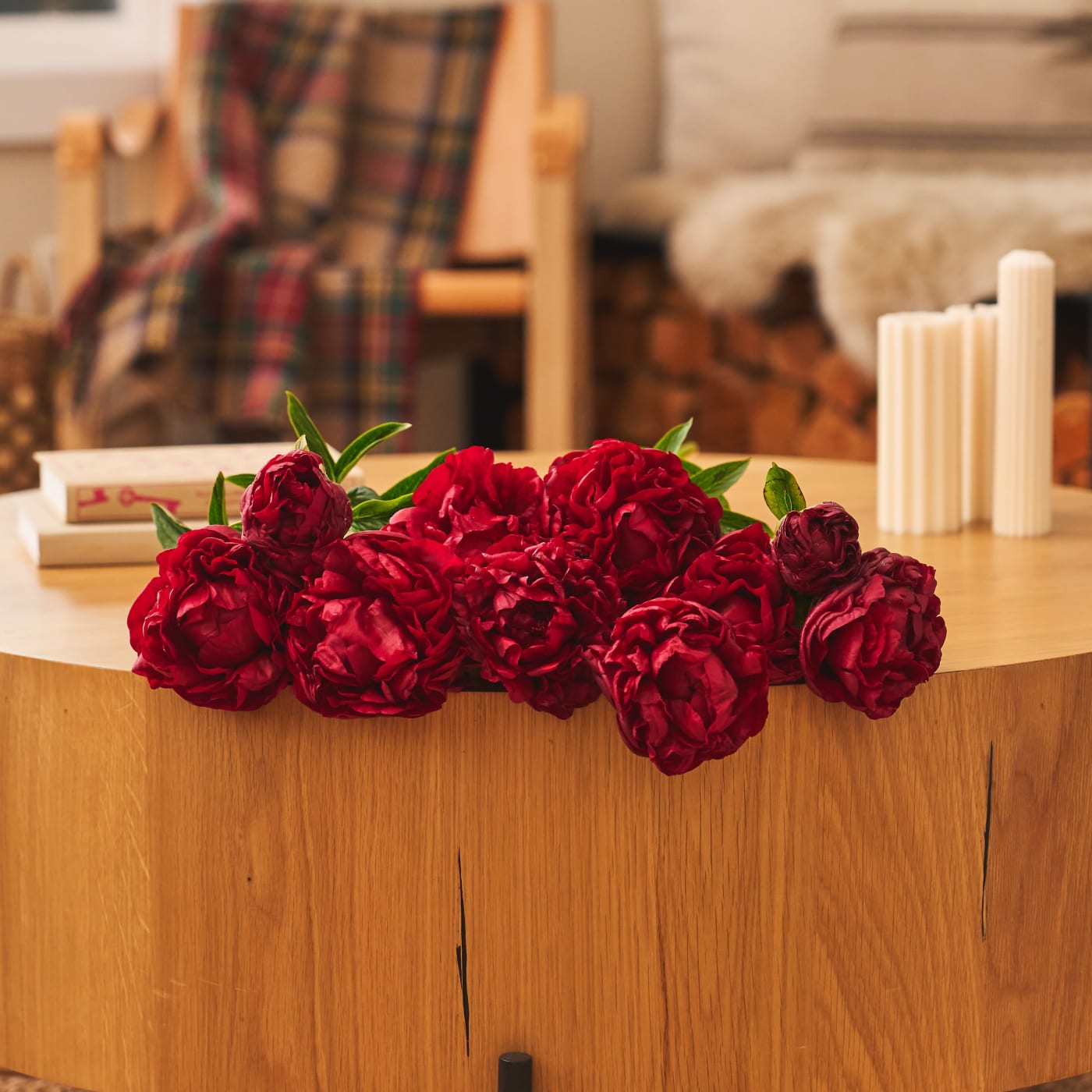 Red-Handed: 10 Peonies, fully bloomed