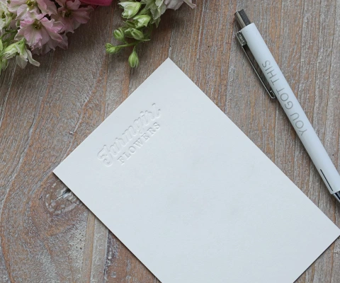 What To Write In The Sympathy Card Sent With Your Flower Delivery