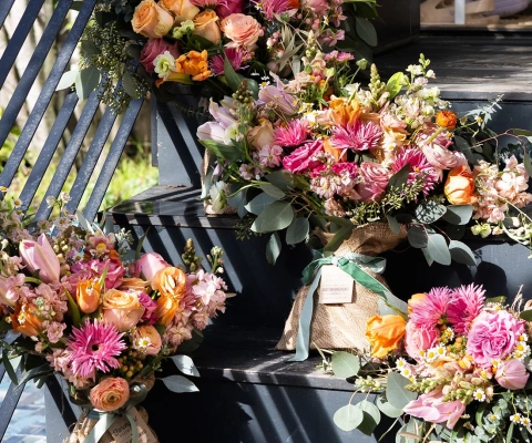 Eeny Meeny Miny Moe – How the heck to pick from all the beautiful Farmgirl bouquets?!