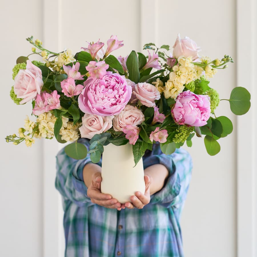 Allée Message Vase with Peonies!